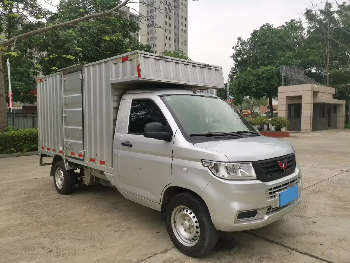 2020 WuLing RongGuang New Truck Special 1.8L 125HP L4 5MT,autocango,china used car exporter,china ev exporter,chinese used car exporter,chinese used ev exporter