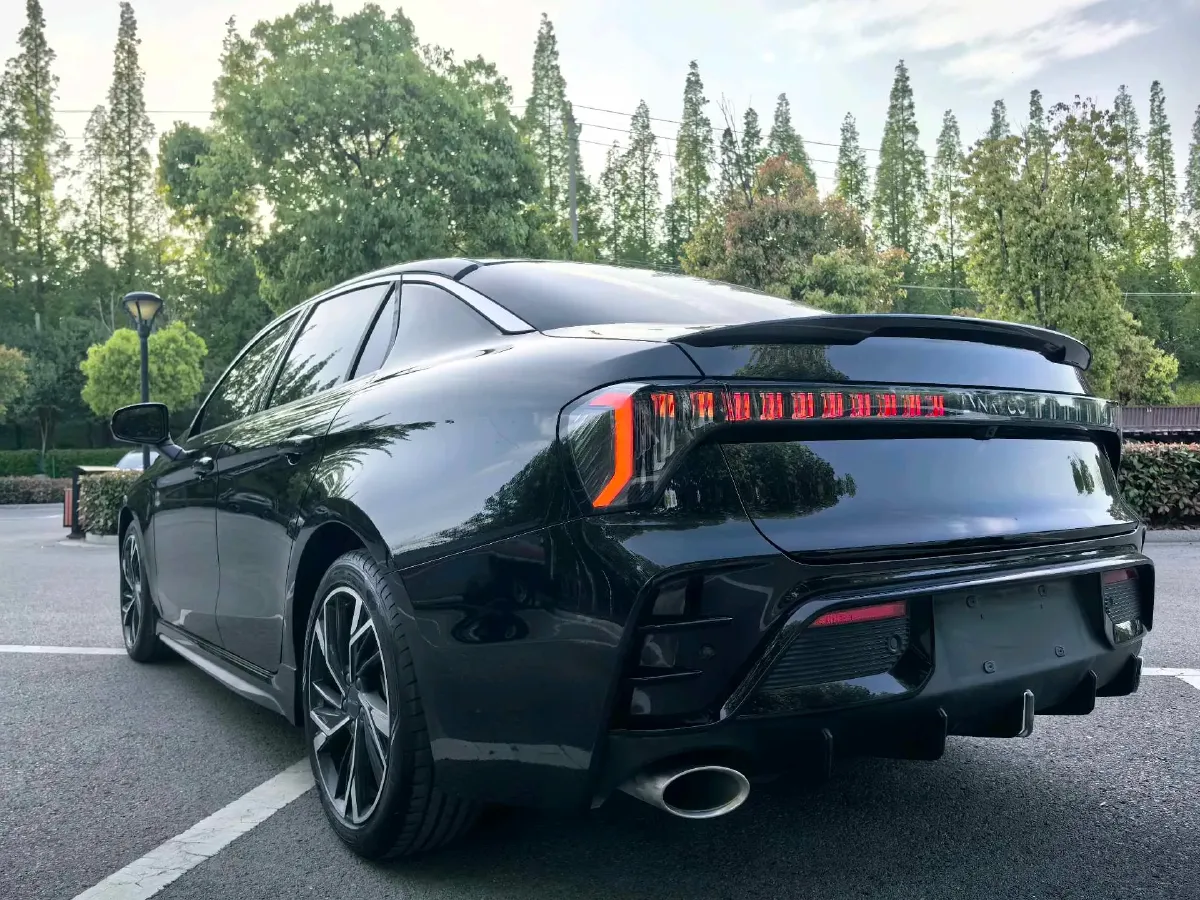 2023 LYNK&CO 03 2.0T 254HP L4 7DCT,autocango,china used car exporter,china ev exporter,chinese used car exporter,chinese used ev exporter