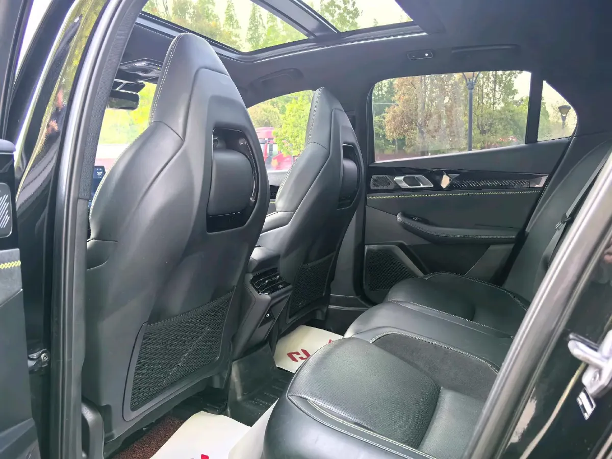 2023 LYNK&CO 03 2.0T 254HP L4 7DCT,autocango,china used car exporter,china ev exporter,chinese used car exporter,chinese used ev exporter