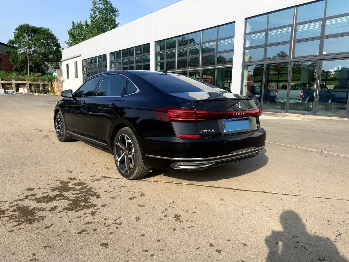 2024 Volkswagen Passat 2.0T 186HP L4 7DCT,autocango,china used car exporter,china ev exporter,chinese used car exporter,chinese used ev exporter