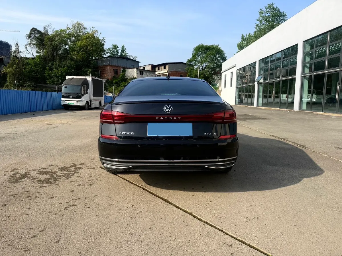 2024 Volkswagen Passat 2.0T 186HP L4 7DCT,autocango,china used car exporter,china ev exporter,chinese used car exporter,chinese used ev exporter