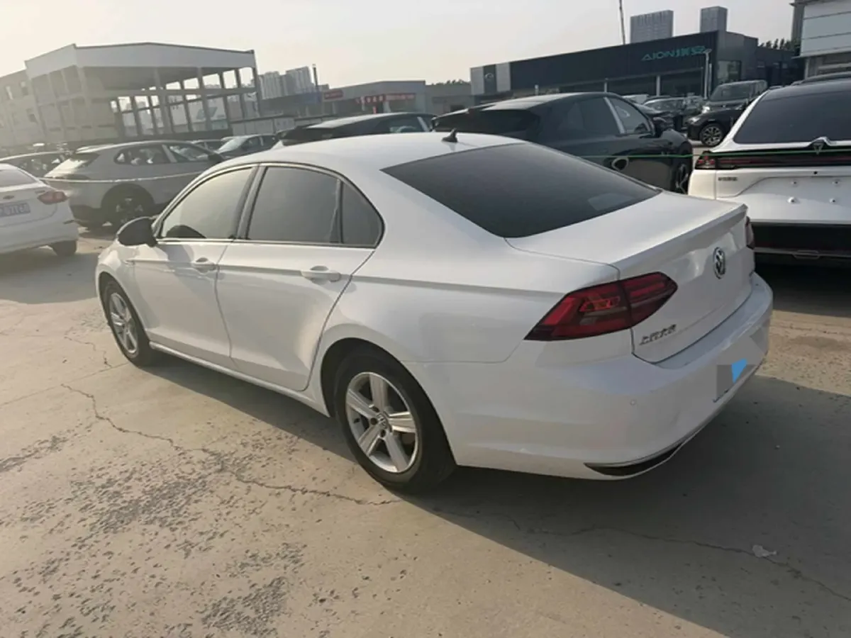 2019 Volkswagen T-Cross 1.4T 150HP L4 7DCT,autocango,china used car exporter,china ev exporter,chinese used car exporter,chinese used ev exporter