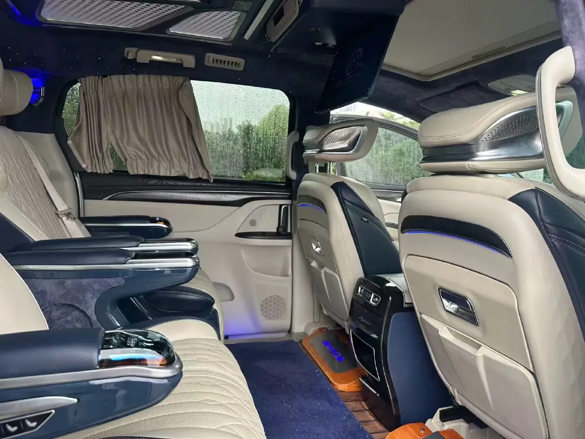 2020 Buick GL8 2.0T 237HP L4 9AT,autocango,china used car exporter,china ev exporter,chinese used car exporter,chinese used ev exporter