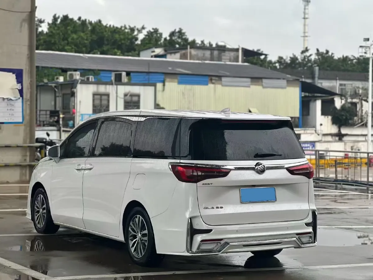 2020 Buick GL8 2.0T 237HP L4 9AT,autocango,china used car exporter,china ev exporter,chinese used car exporter,chinese used ev exporter