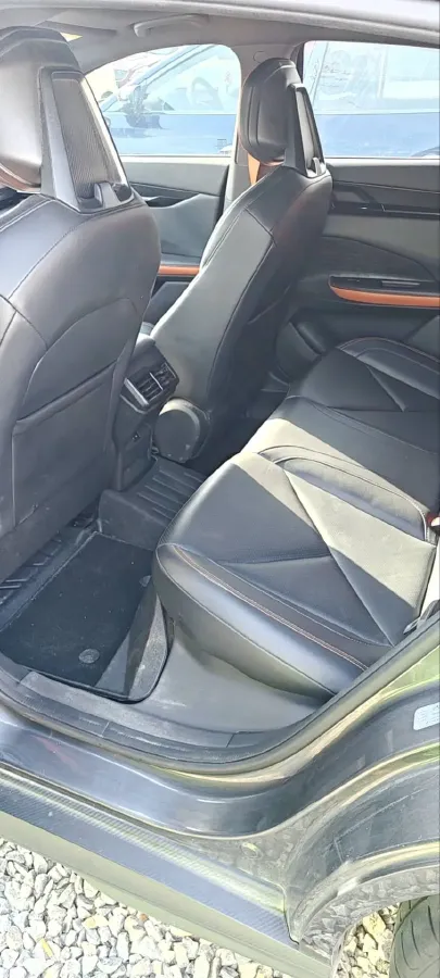 2022 ChangAn UNI-V 1.5T 188HP L4 7DCT,autocango,china used car exporter,china ev exporter,chinese used car exporter,chinese used ev exporter