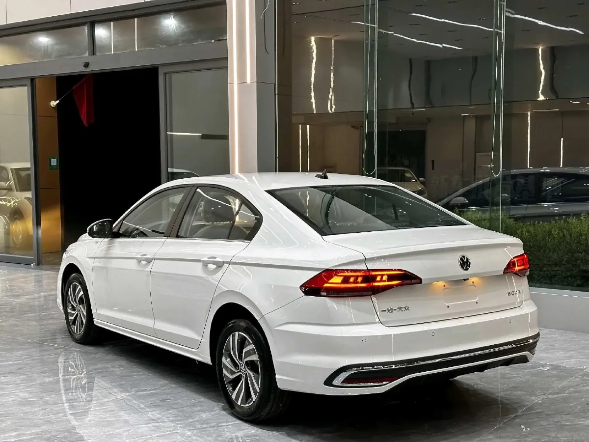 2026 Volkswagen Bora 1.2T 116HP L4 7DCT,autocango,china used car exporter,china ev exporter,chinese used car exporter,chinese used ev exporter