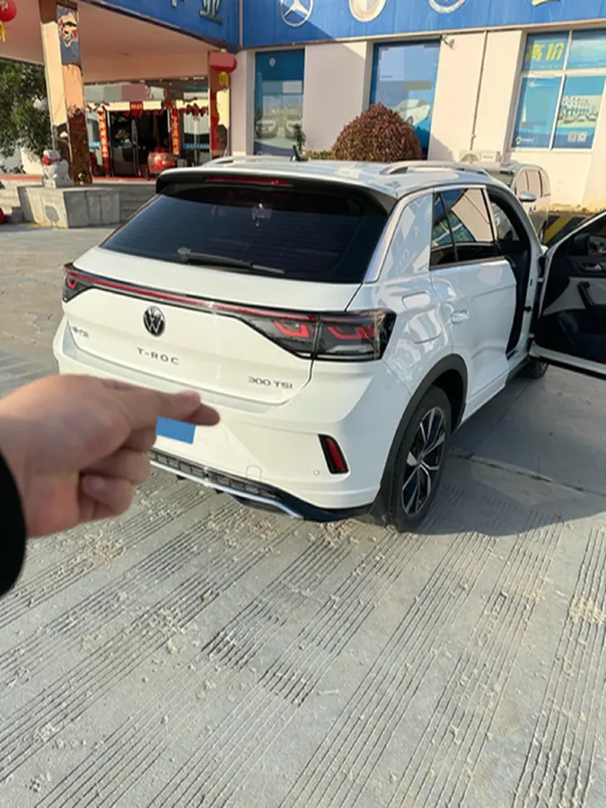 2024 Volkswagen T-Roc 1.5T 160HP L4 7DCT,autocango,china used car exporter,china ev exporter,chinese used car exporter,chinese used ev exporter