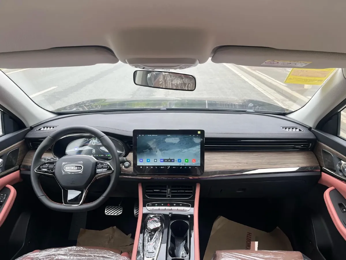 2024 Skyworth HT-i 1.5L 110HP L4 E-CVT PHEV 21.68KWH,autocango,china used car exporter,china ev exporter,chinese used car exporter,chinese used ev exporter