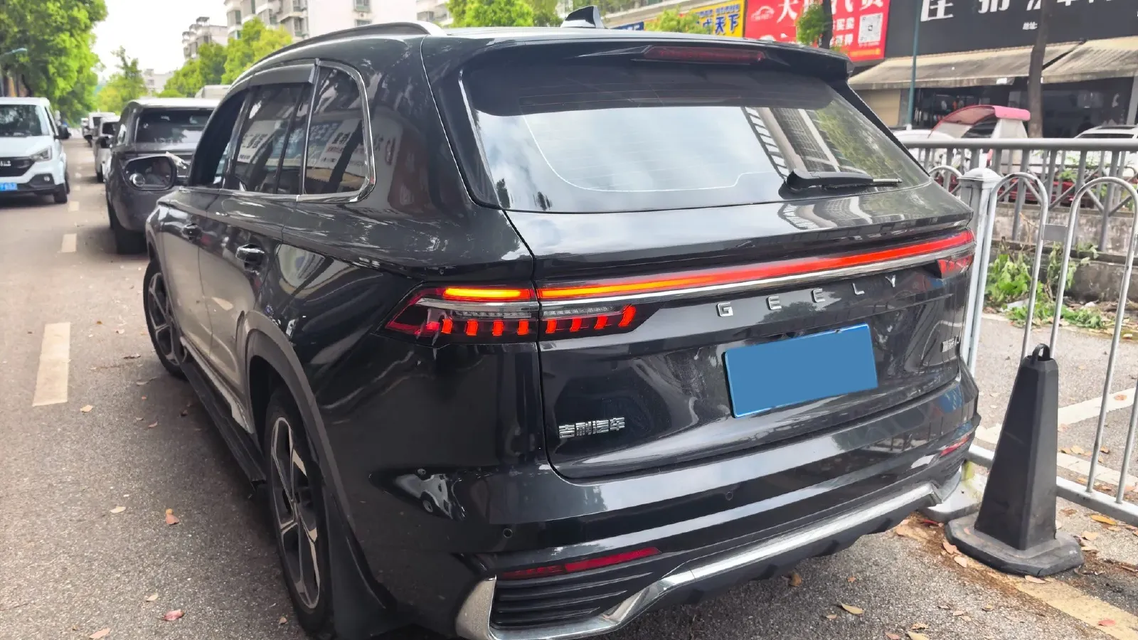2021 Geely Monjaro 2.0T 218HP L4 7DCT,autocango,china used car exporter,china ev exporter,chinese used car exporter,chinese used ev exporter