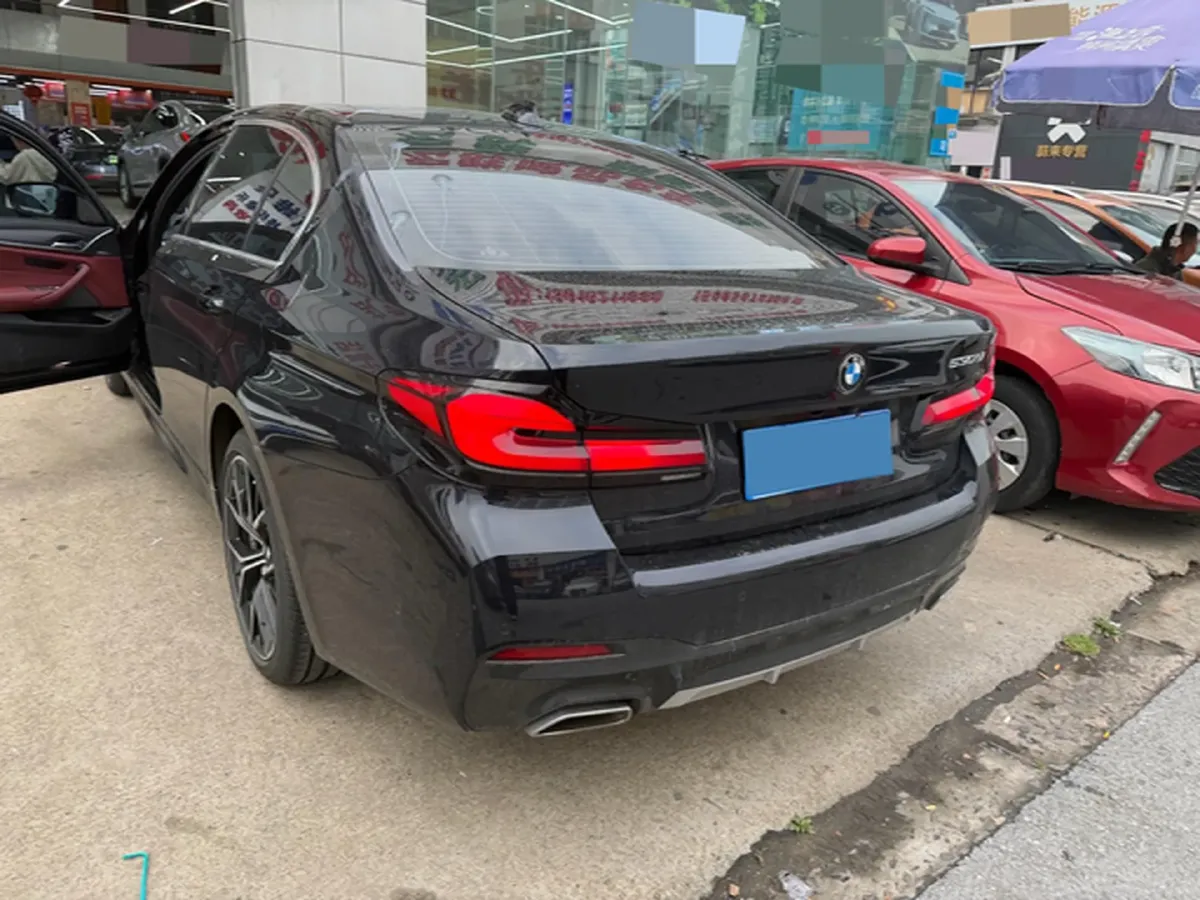 2021 BMW 5 Series 2.0T 252HP L4 8AT,autocango,china used car exporter,china ev exporter,chinese used car exporter,chinese used ev exporter