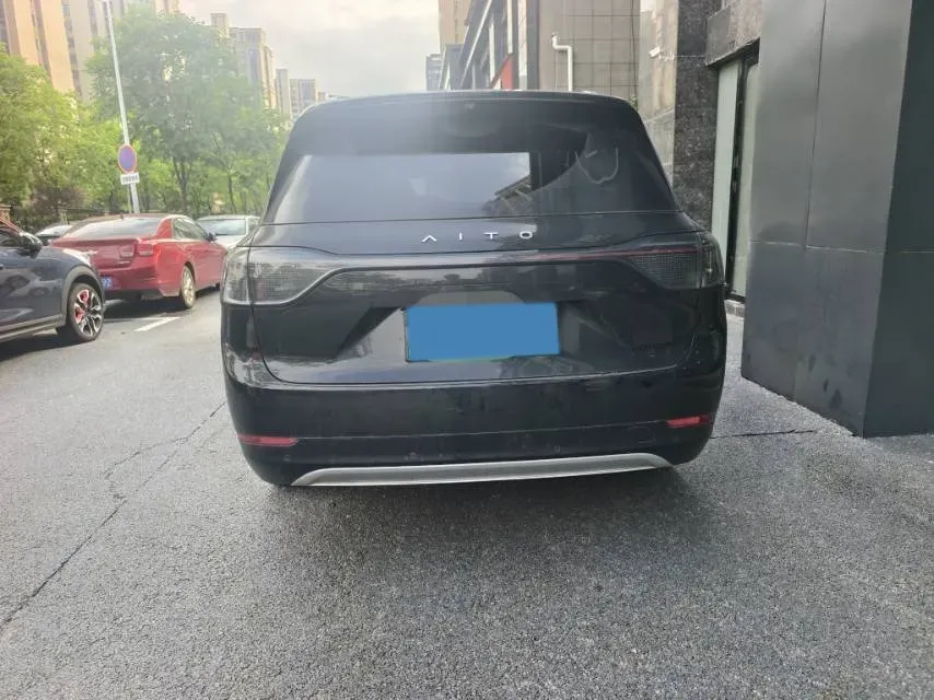 2024 AITO AITO M9 1.5T 152HP L4 REEV 42KWH,autocango,china used car exporter,china ev exporter,chinese used car exporter,chinese used ev exporter