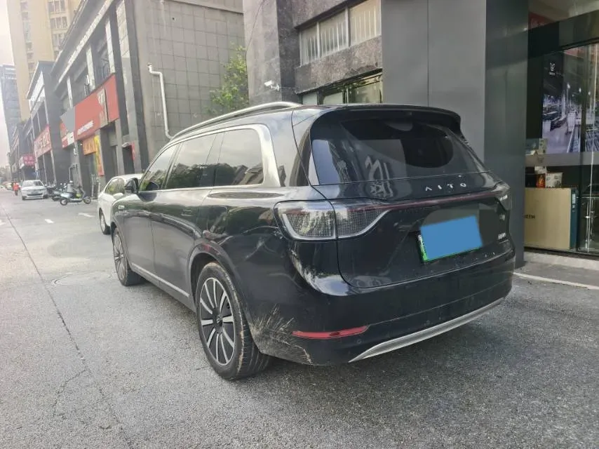 2024 AITO AITO M9 1.5T 152HP L4 REEV 42KWH,autocango,china used car exporter,china ev exporter,chinese used car exporter,chinese used ev exporter