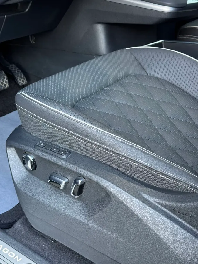 2024 Volkswagen Talagon 2.5T 299HP V6 7DCT,autocango,china used car exporter,china ev exporter,chinese used car exporter,chinese used ev exporter