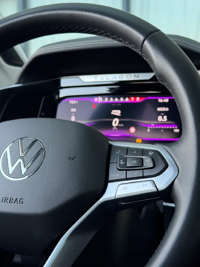 2024 Volkswagen Talagon 2.5T 299HP V6 7DCT,autocango,china used car exporter,china ev exporter,chinese used car exporter,chinese used ev exporter