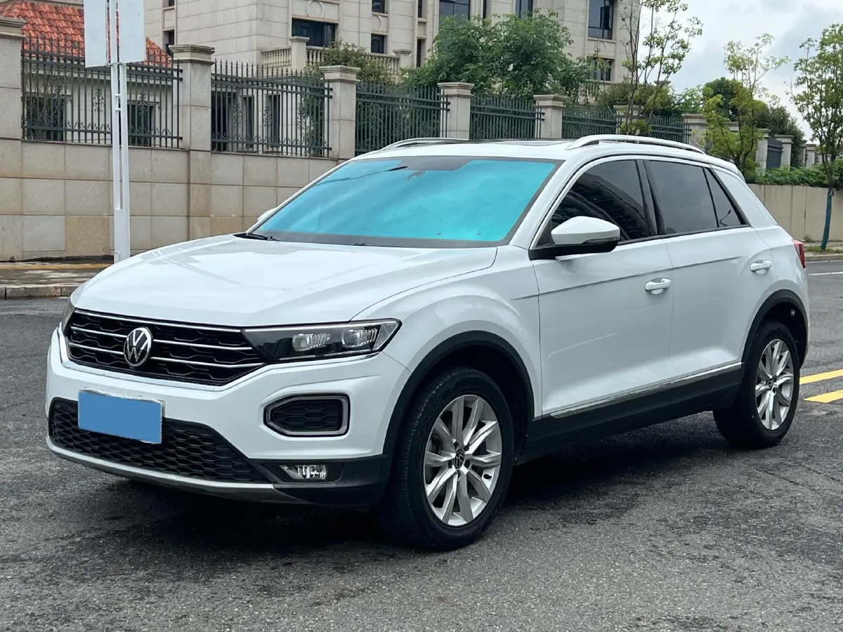 2021 Volkswagen T-Roc 1.4T 150HP L4 7DCT,autocango,china used car exporter,china ev exporter,chinese used car exporter,chinese used ev exporter