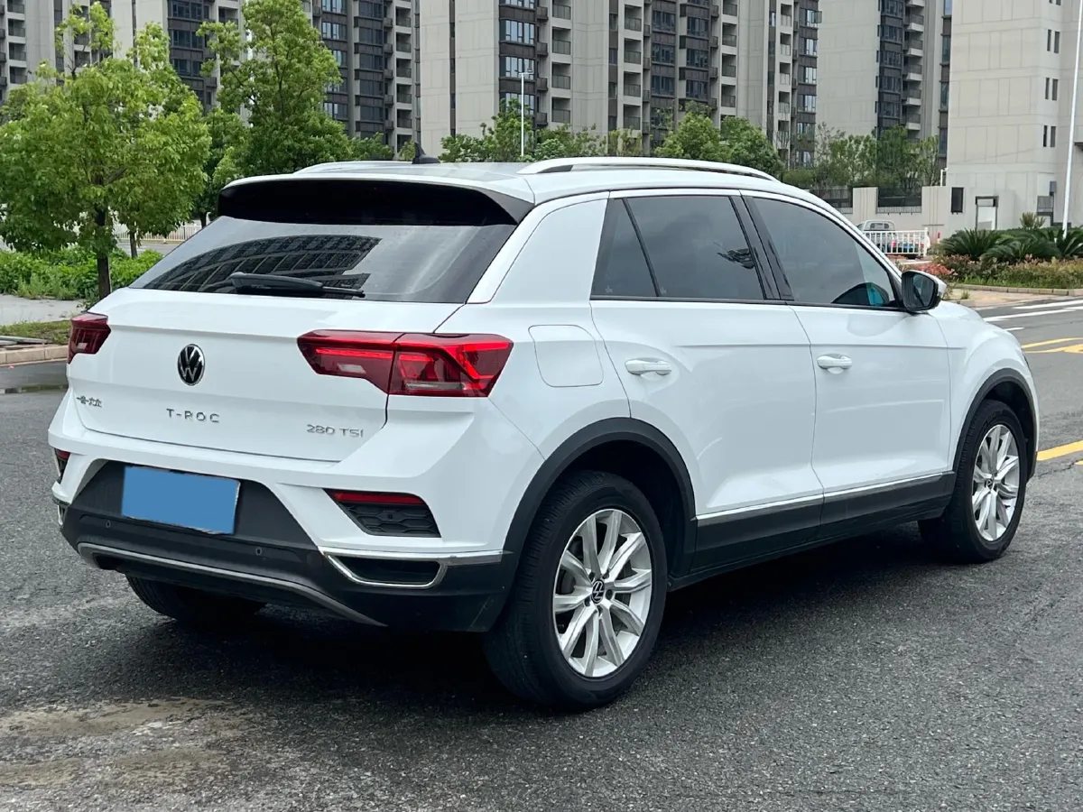 2021 Volkswagen T-Roc 1.4T 150HP L4 7DCT,autocango,china used car exporter,china ev exporter,chinese used car exporter,chinese used ev exporter