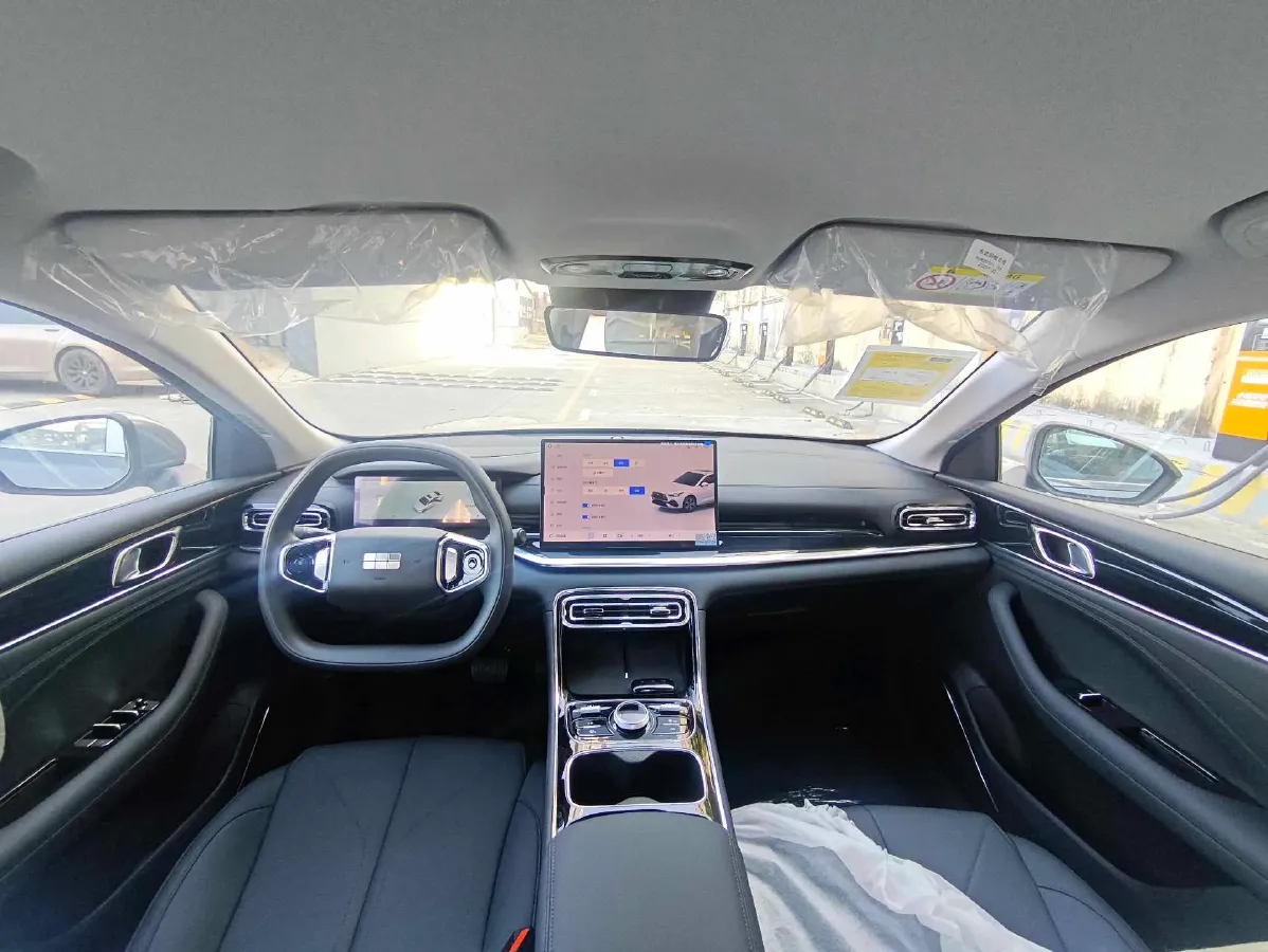 2025 Geely Galaxy L6 1.5L 112HP L4 1DHT PHEV 8.5KWH,autocango,china used car exporter,china ev exporter,chinese used car exporter,chinese used ev exporter