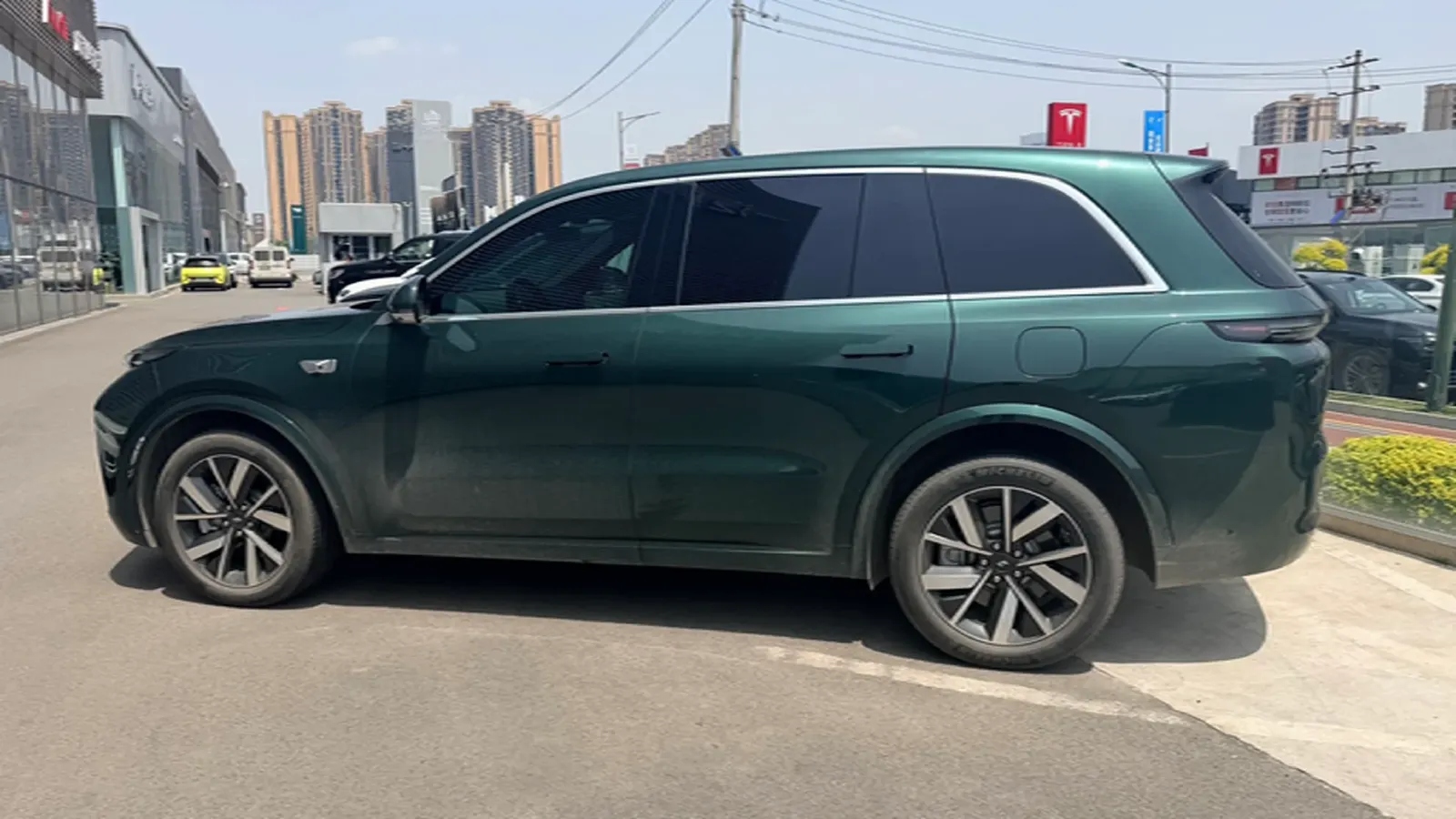 2023 Li L7 Range Extended 154HP REEV 40.9KWH,autocango,china used car exporter,china ev exporter,chinese used car exporter,chinese used ev exporter