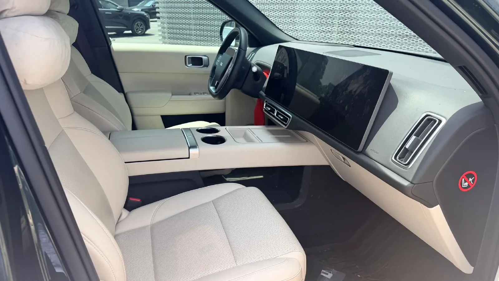 2023 Li L7 Range Extended 154HP REEV 40.9KWH,autocango,china used car exporter,china ev exporter,chinese used car exporter,chinese used ev exporter