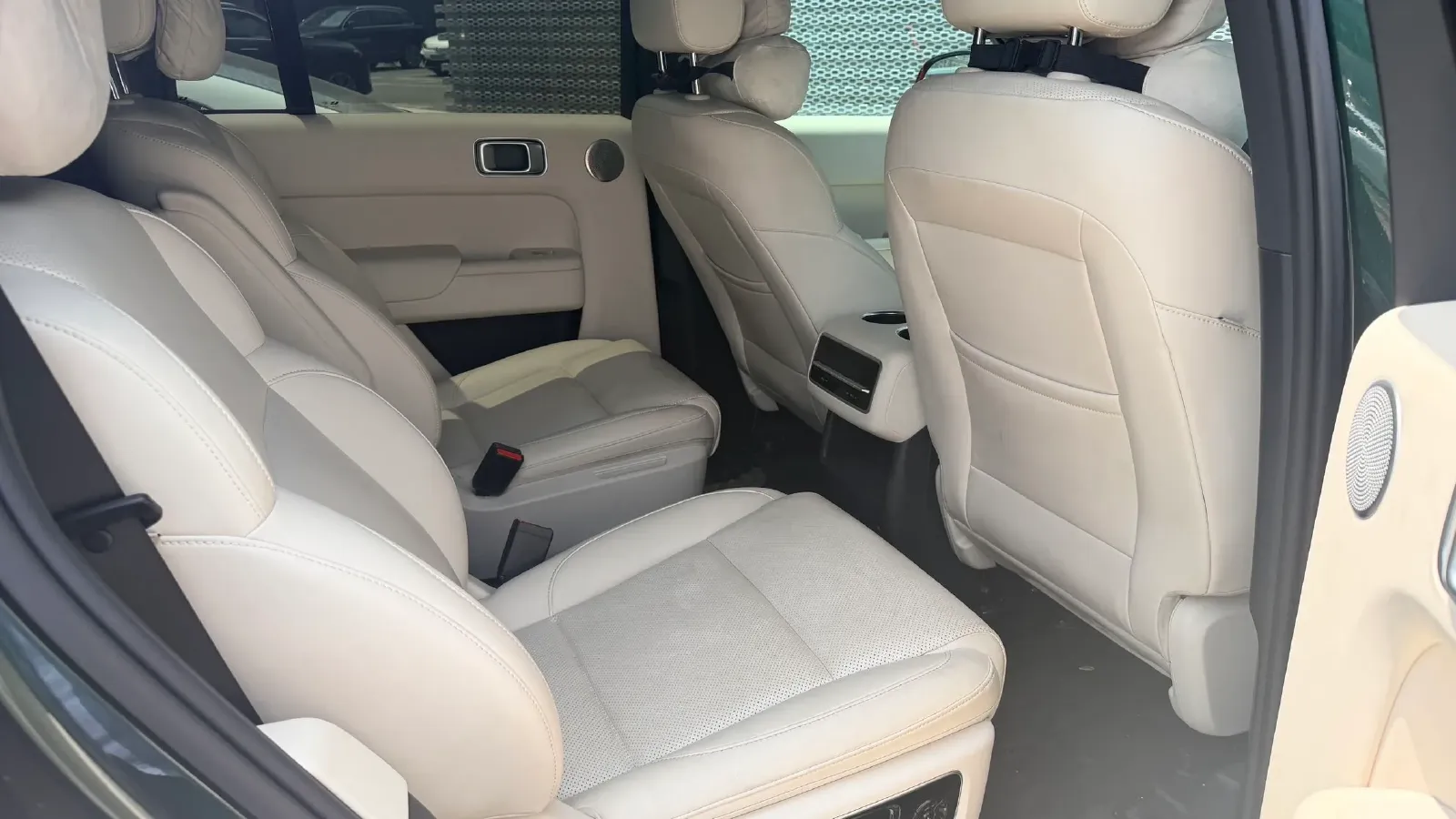 2023 Li L7 Range Extended 154HP REEV 40.9KWH,autocango,china used car exporter,china ev exporter,chinese used car exporter,chinese used ev exporter