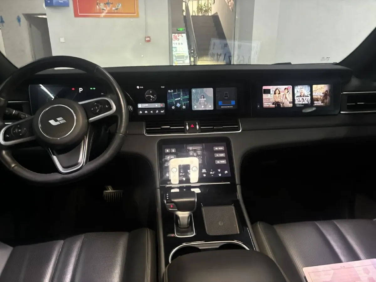 2020 Li ONE Range Extended 131HP REEV 40.5KWH,autocango,china used car exporter,china ev exporter,chinese used car exporter,chinese used ev exporter