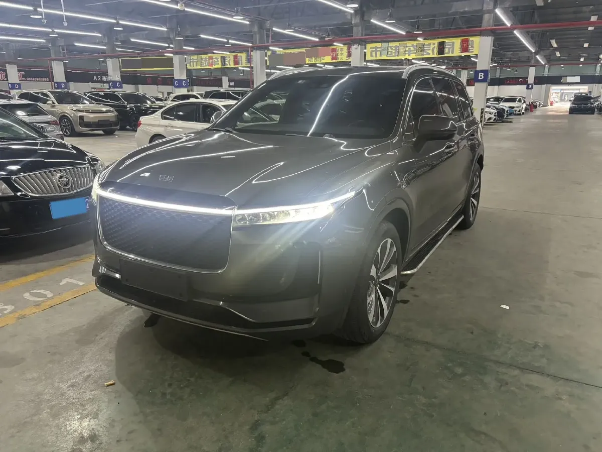 2020 Li ONE Range Extended 131HP REEV 40.5KWH,autocango,china used car exporter,china ev exporter,chinese used car exporter,chinese used ev exporter