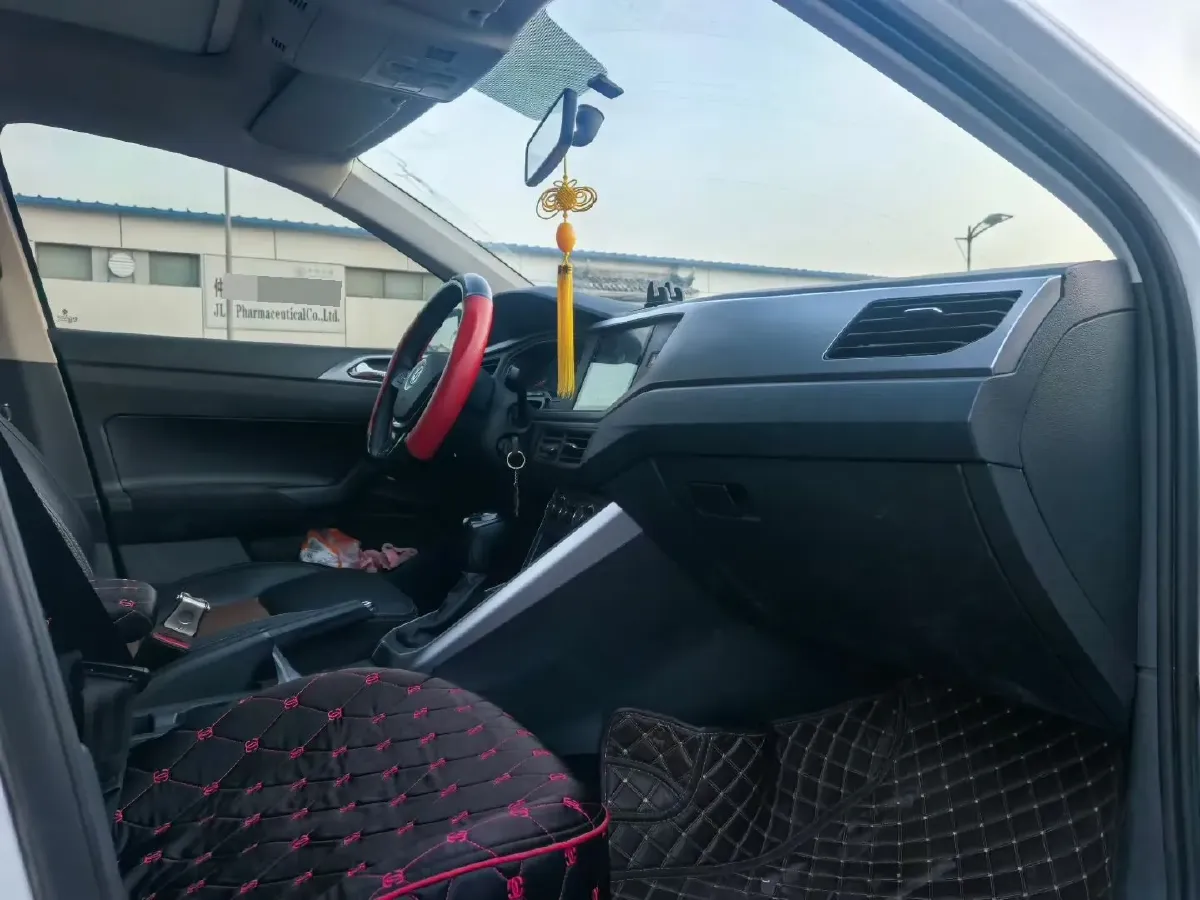 2019 Volkswagen Polo 1.5L 113HP L4 6AT,autocango,china used car exporter,china ev exporter,chinese used car exporter,chinese used ev exporter