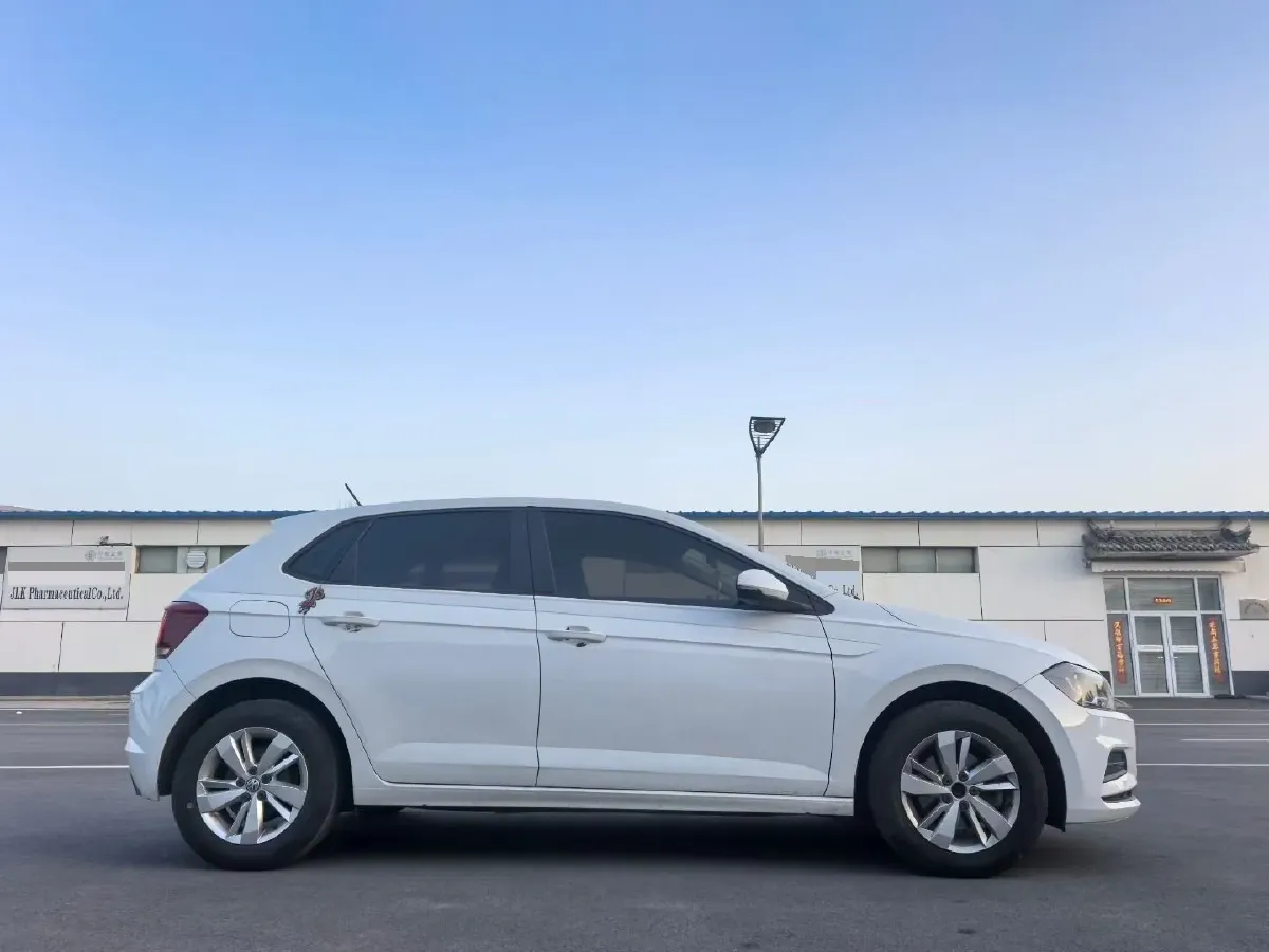 2019 Volkswagen Polo 1.5L 113HP L4 6AT,autocango,china used car exporter,china ev exporter,chinese used car exporter,chinese used ev exporter
