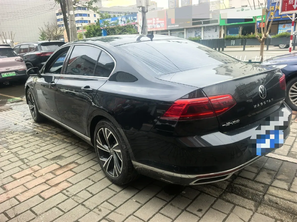 2020 Volkswagen Magotan 2.0T 186HP L4 7DCT,autocango,china used car exporter,china ev exporter,chinese used car exporter,chinese used ev exporter