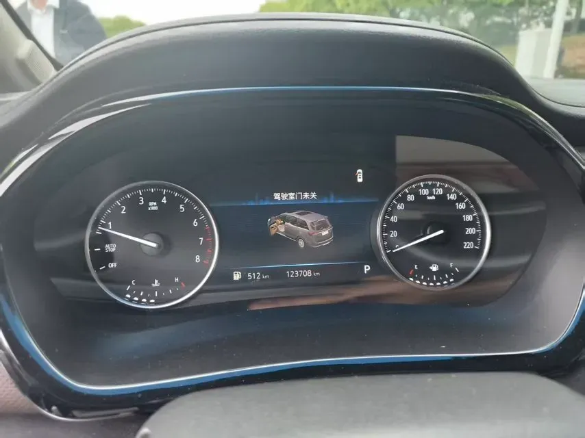 2023 Buick GL8 2.0T 237HP L4 9AT,autocango,china used car exporter,china ev exporter,chinese used car exporter,chinese used ev exporter