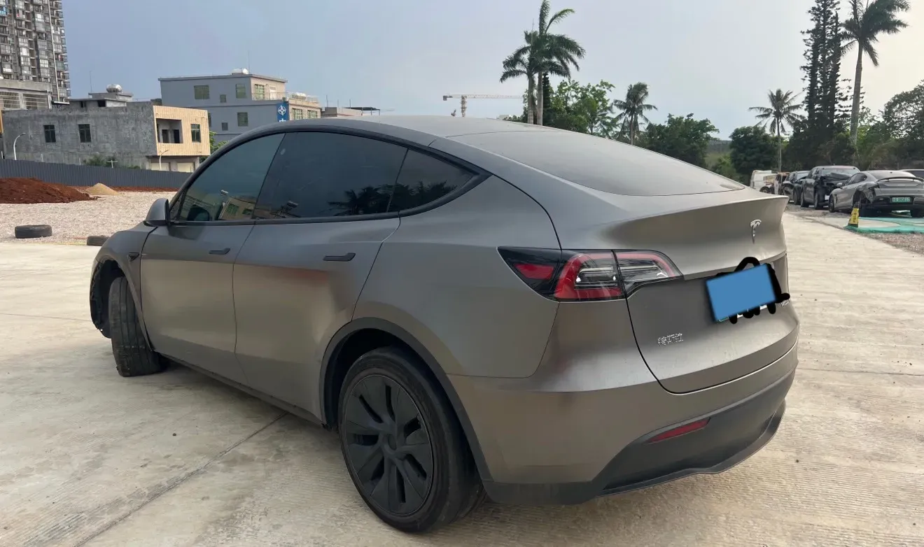 2024 Iveco OuSheng BEV 77.28KWH,autocango,china used car exporter,china ev exporter,chinese used car exporter,chinese used ev exporter