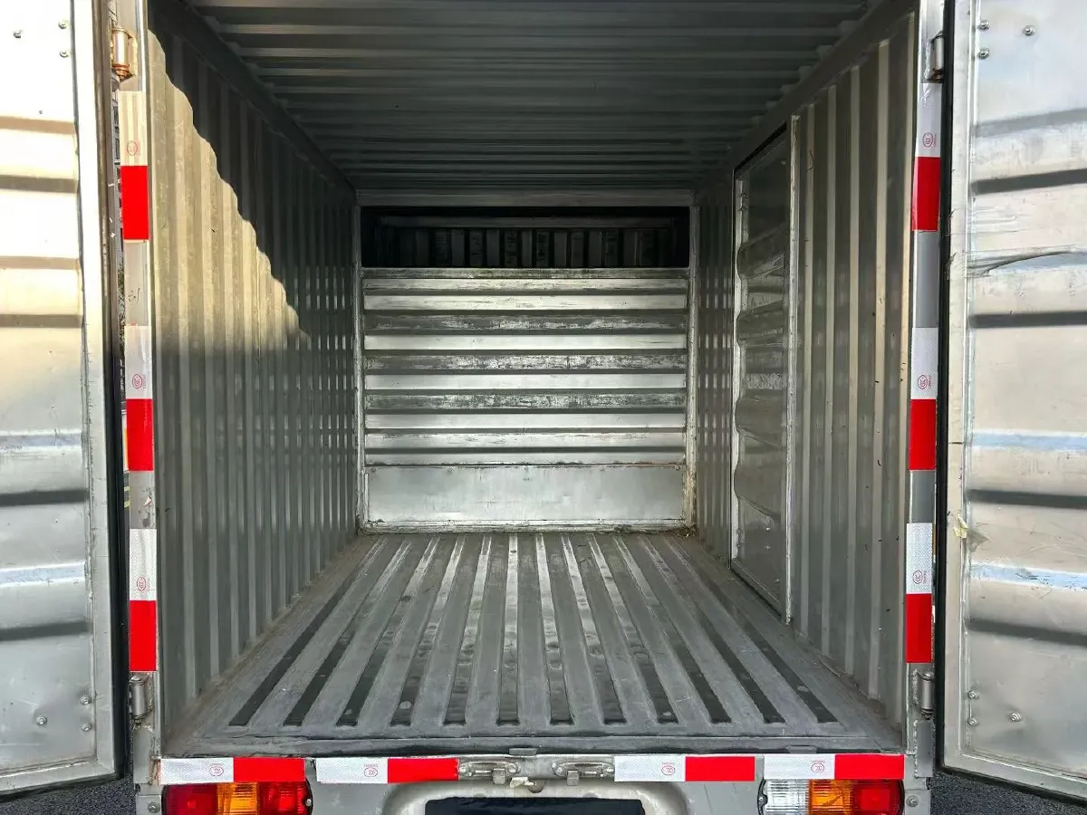 2021 WuLing RongGuang Mini Truck 1.5L 99HP L4 5MT,autocango,china used car exporter,china ev exporter,chinese used car exporter,chinese used ev exporter