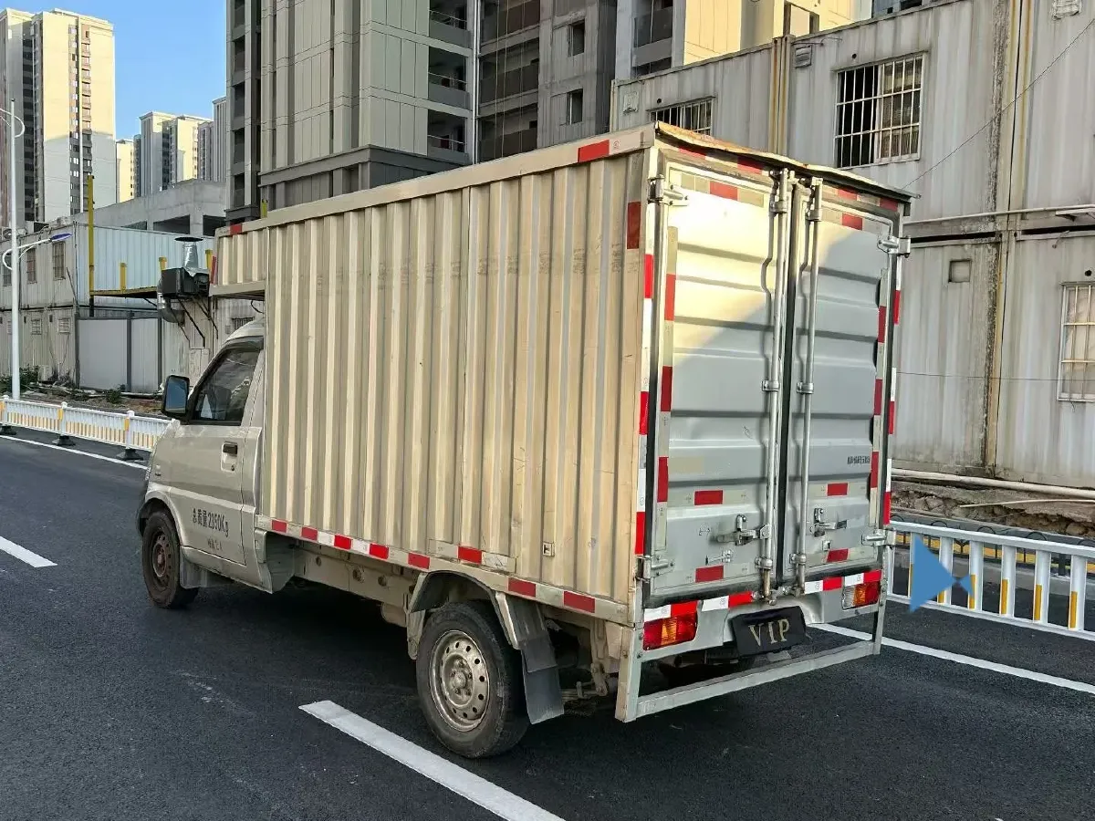 2021 WuLing RongGuang Mini Truck 1.5L 99HP L4 5MT,autocango,china used car exporter,china ev exporter,chinese used car exporter,chinese used ev exporter