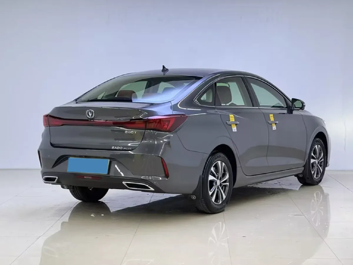 2023 ChangAn Eado 1.4T 160HP L4 7DCT,autocango,china used car exporter,china ev exporter,chinese used car exporter,chinese used ev exporter