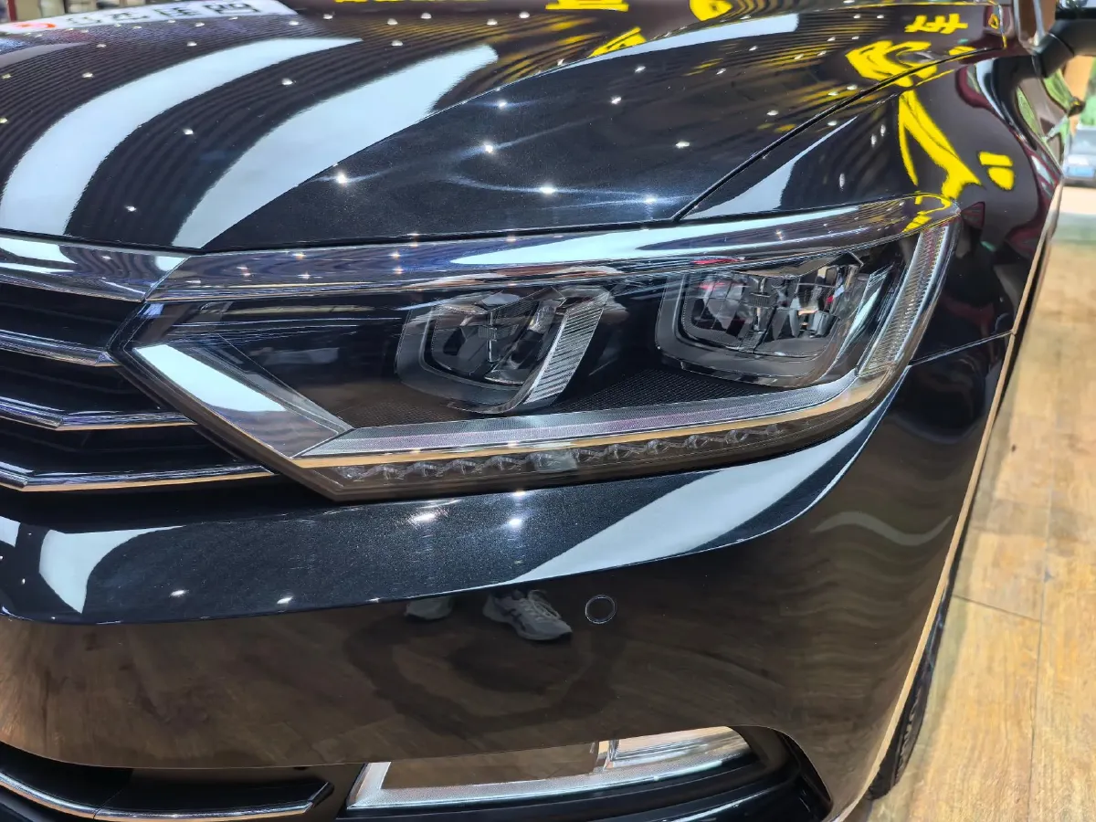 2018 Volkswagen Magotan 1.8T 180HP L4 7DCT,autocango,china used car exporter,china ev exporter,chinese used car exporter,chinese used ev exporter