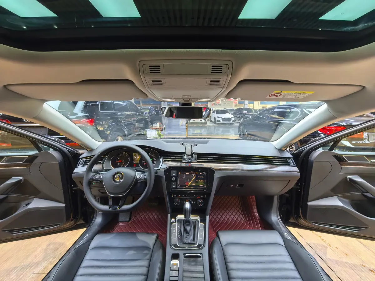 2018 Volkswagen Magotan 1.8T 180HP L4 7DCT,autocango,china used car exporter,china ev exporter,chinese used car exporter,chinese used ev exporter