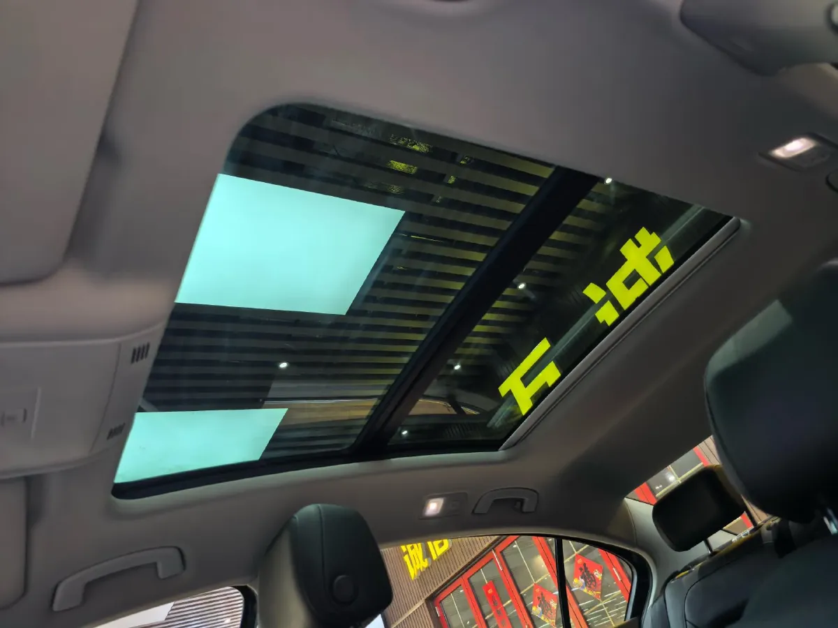 2018 Volkswagen Magotan 1.8T 180HP L4 7DCT,autocango,china used car exporter,china ev exporter,chinese used car exporter,chinese used ev exporter