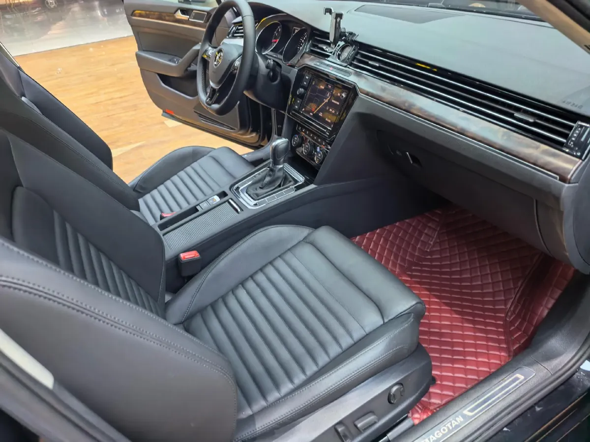 2018 Volkswagen Magotan 1.8T 180HP L4 7DCT,autocango,china used car exporter,china ev exporter,chinese used car exporter,chinese used ev exporter