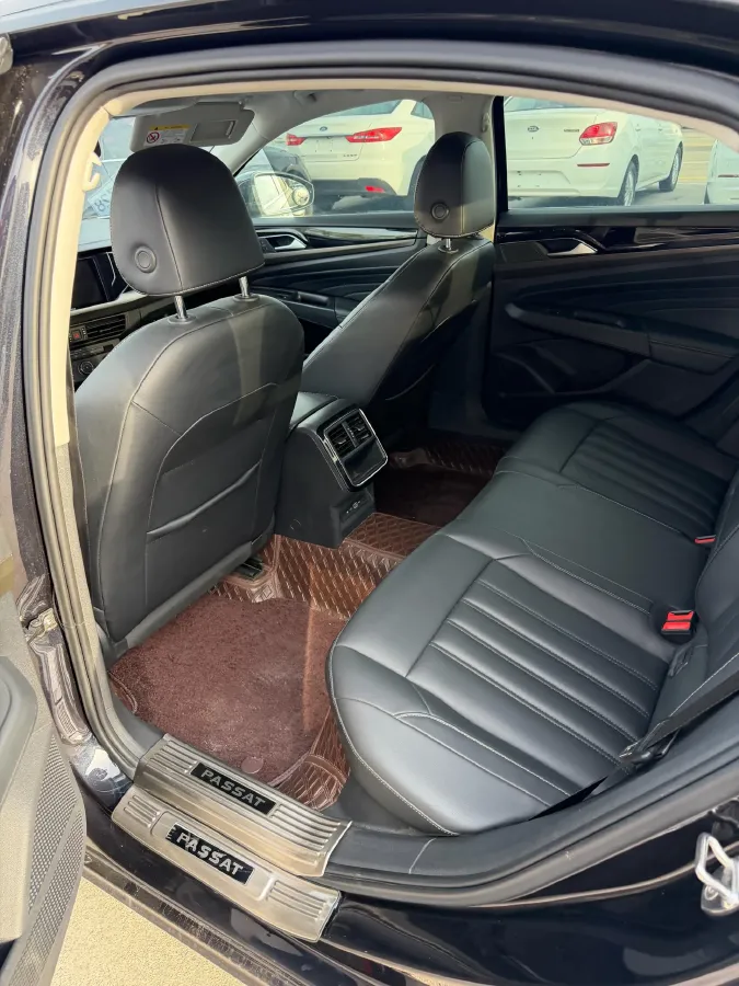 2021 Volkswagen Passat 1.4T 150HP L4 7DCT,autocango,china used car exporter,china ev exporter,chinese used car exporter,chinese used ev exporter