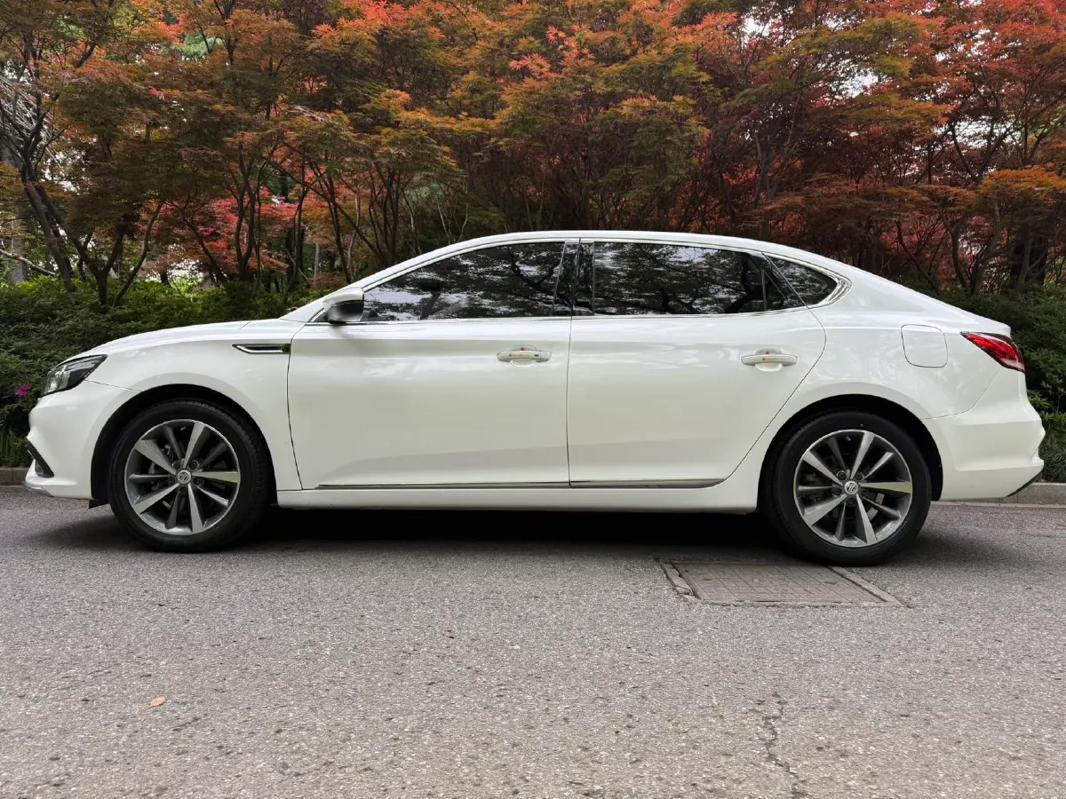 2019 MAXUS XinTu V80 2.5T 136HP L4 6AMT,autocango,china used car exporter,china ev exporter,chinese used car exporter,chinese used ev exporter