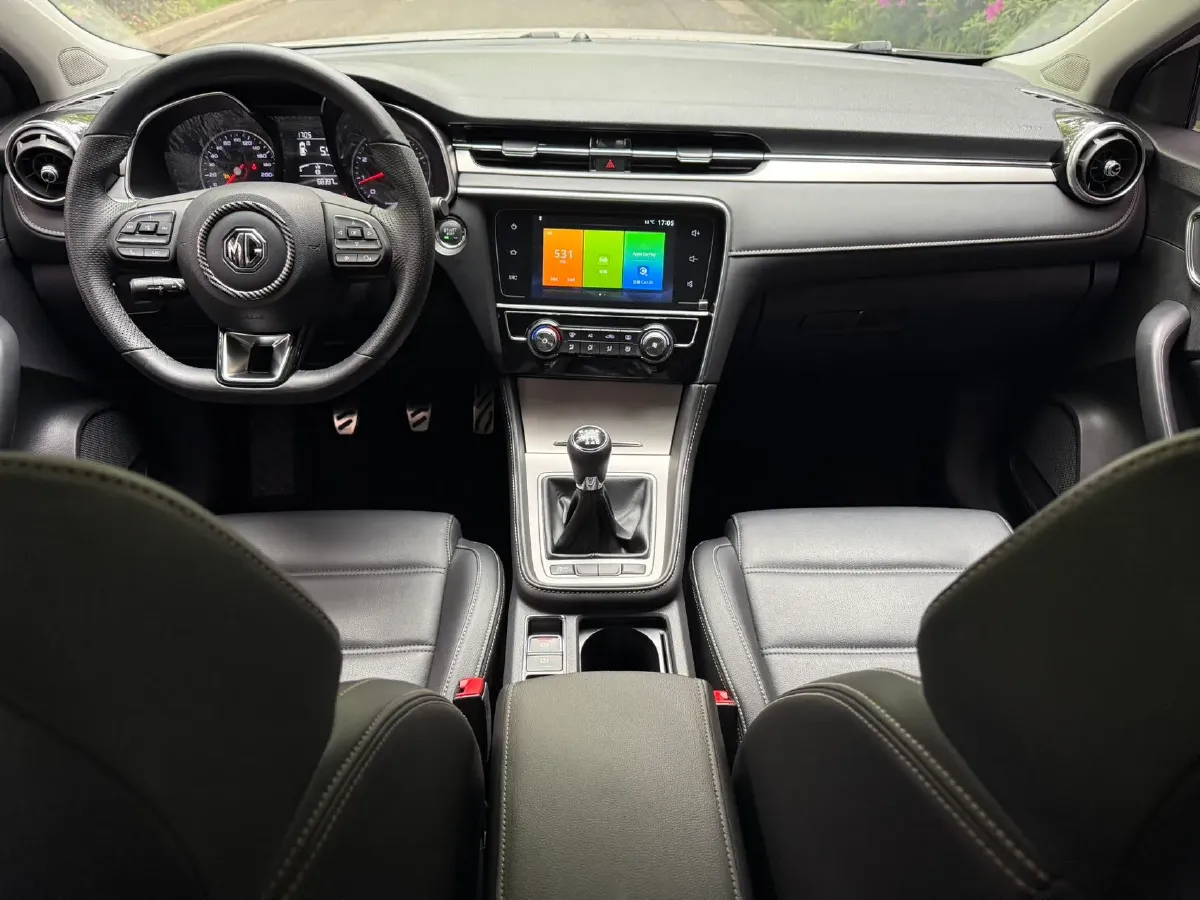 2019 MAXUS XinTu V80 2.5T 136HP L4 6AMT,autocango,china used car exporter,china ev exporter,chinese used car exporter,chinese used ev exporter