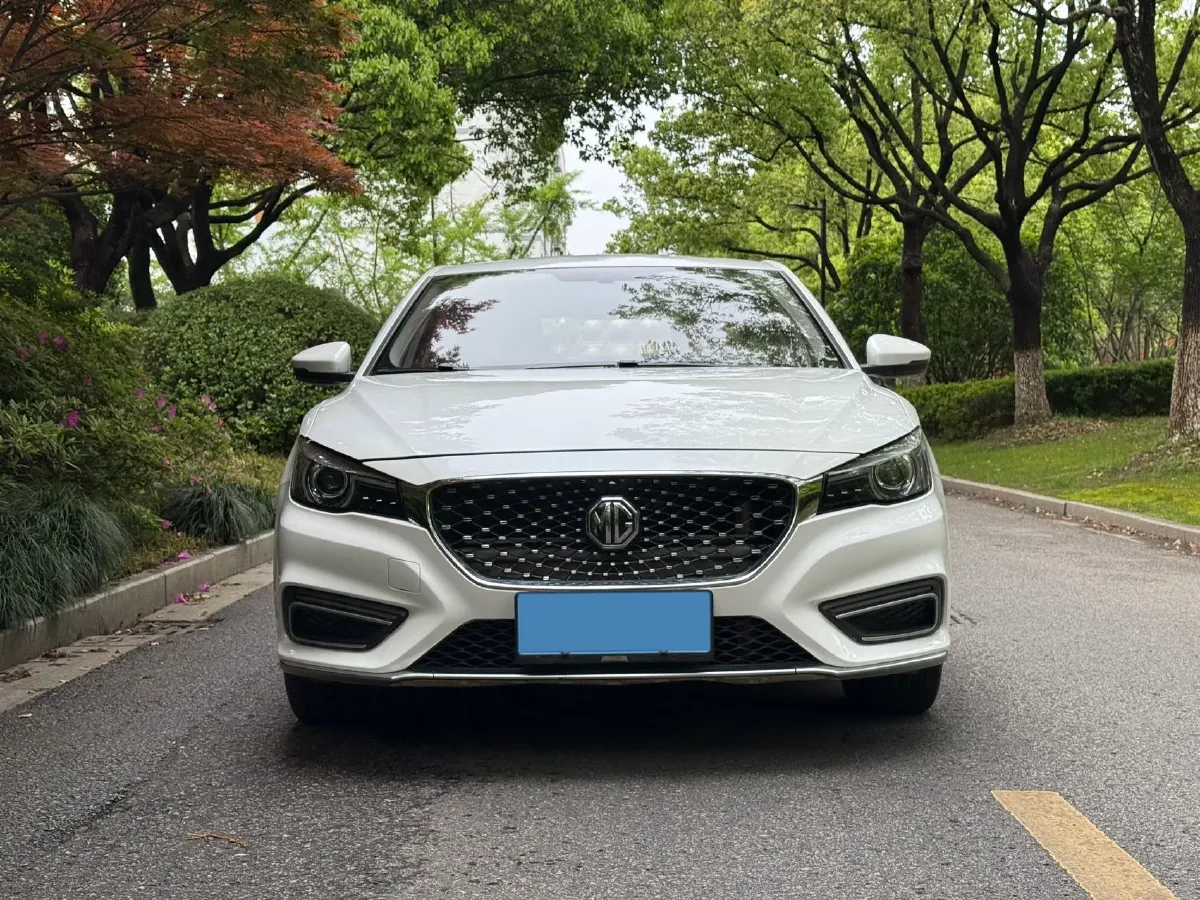 2019 MAXUS XinTu V80 2.5T 136HP L4 6AMT,autocango,china used car exporter,china ev exporter,chinese used car exporter,chinese used ev exporter