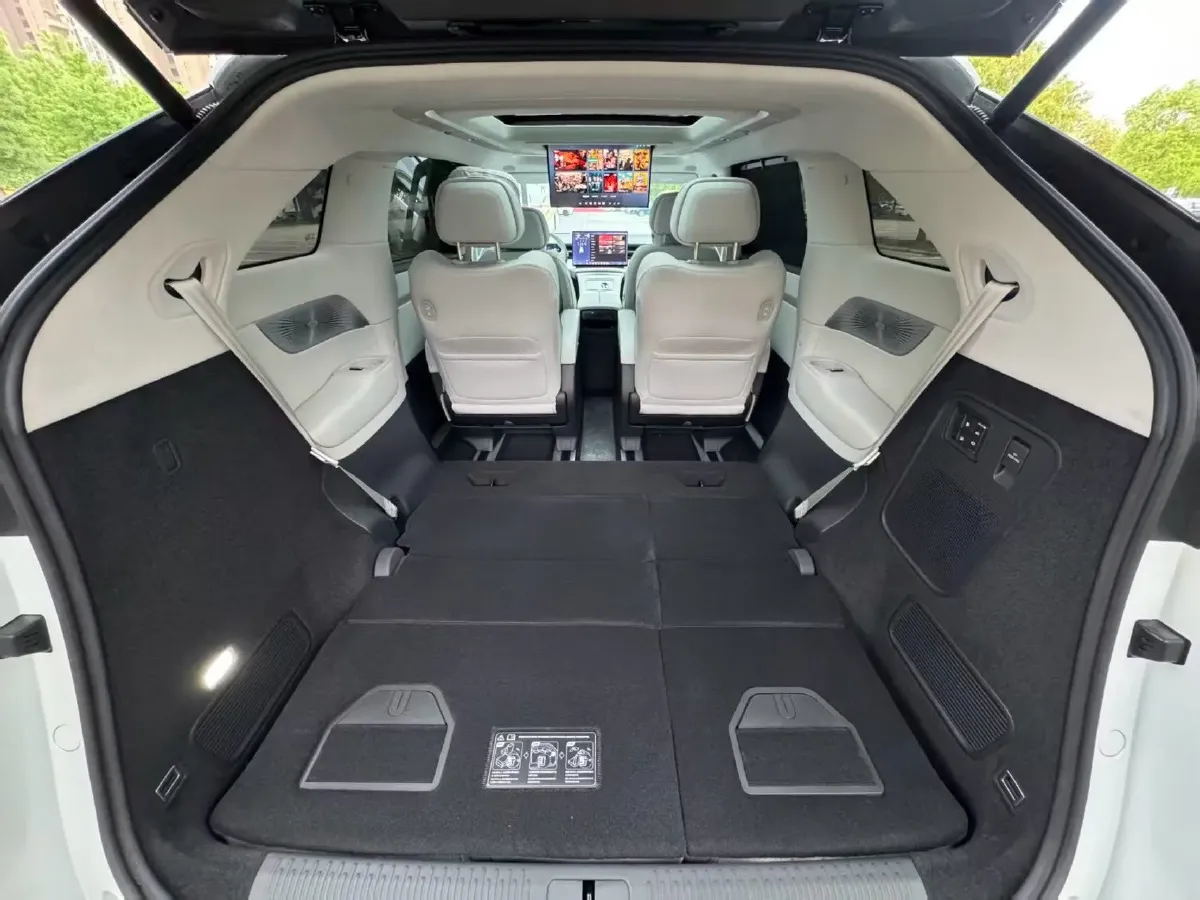 2026 Xpeng X9 REEV 150HP REEV,autocango,china used car exporter,china ev exporter,chinese used car exporter,chinese used ev exporter