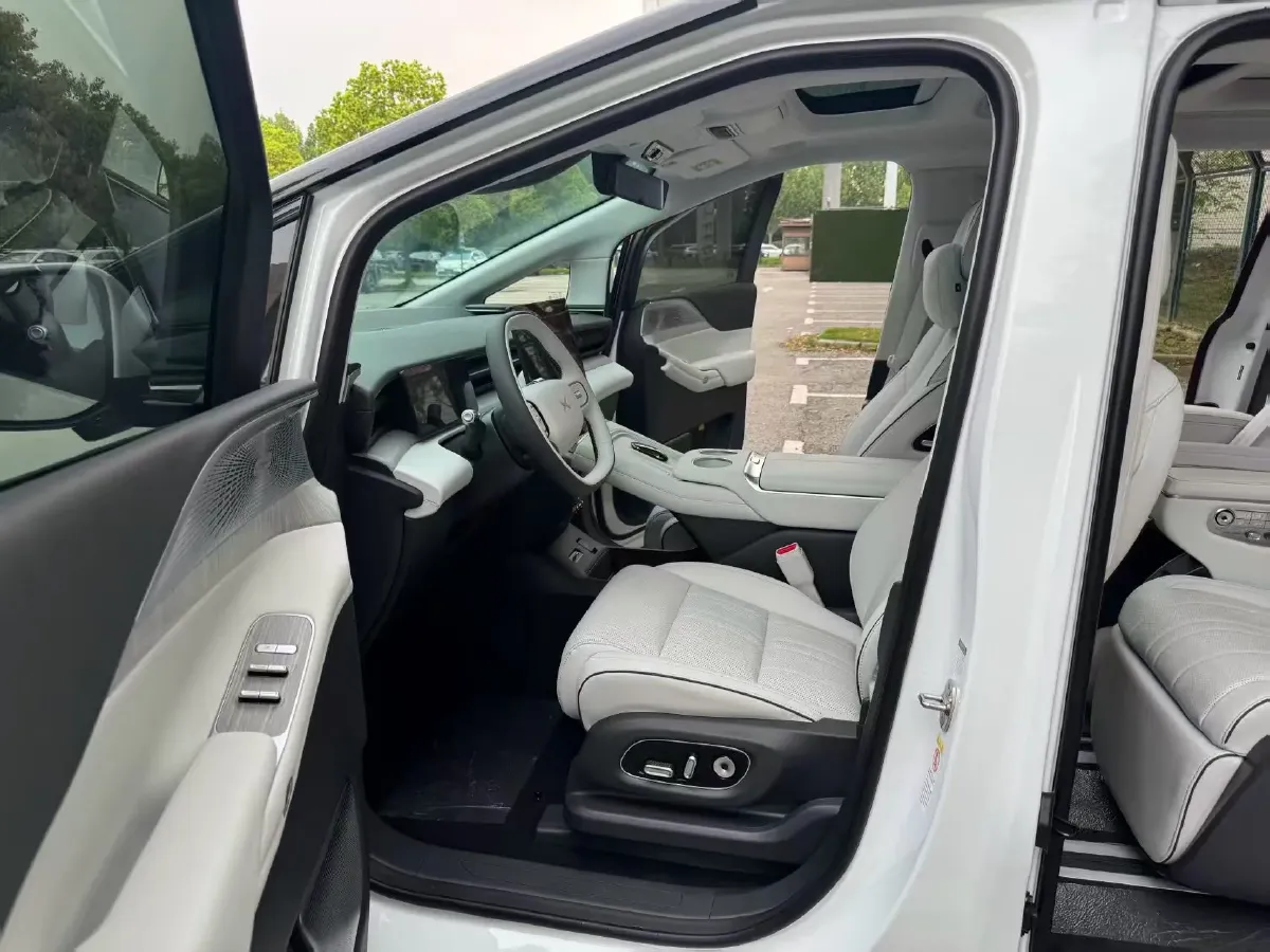 2026 Xpeng X9 REEV 150HP REEV,autocango,china used car exporter,china ev exporter,chinese used car exporter,chinese used ev exporter