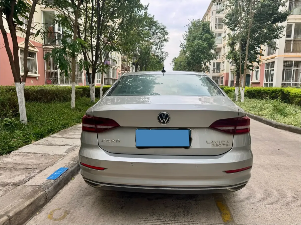 2021 Volkswagen Lavida 1.4T 150HP L4 7DCT,autocango,china used car exporter,china ev exporter,chinese used car exporter,chinese used ev exporter