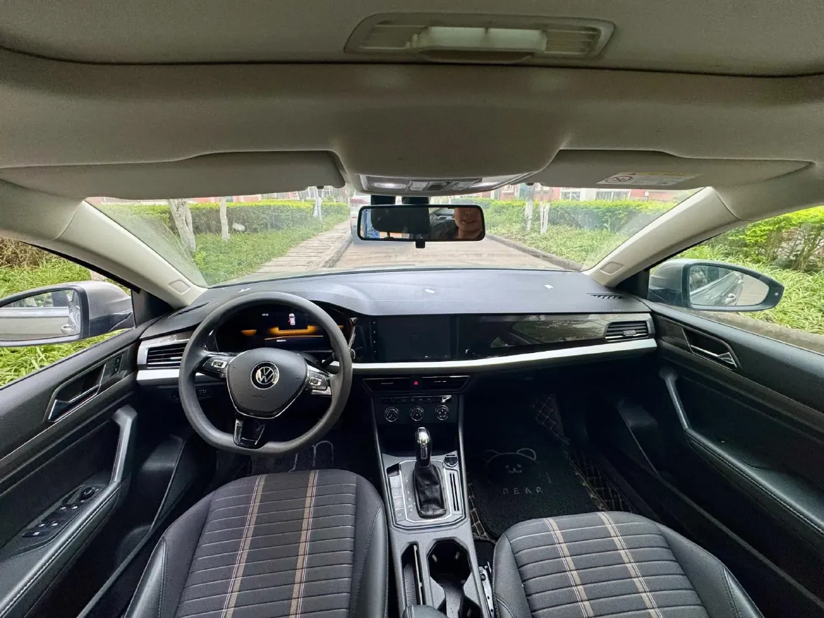 2021 Volkswagen Lavida 1.4T 150HP L4 7DCT,autocango,china used car exporter,china ev exporter,chinese used car exporter,chinese used ev exporter