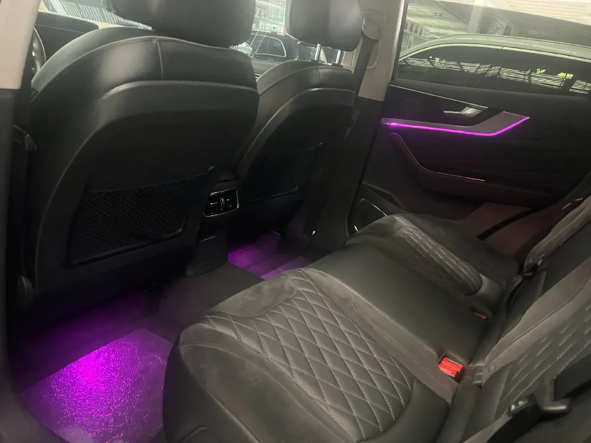 2019 HongQi HS5 2.0T 224HP L4 6AT,autocango,china used car exporter,china ev exporter,chinese used car exporter,chinese used ev exporter