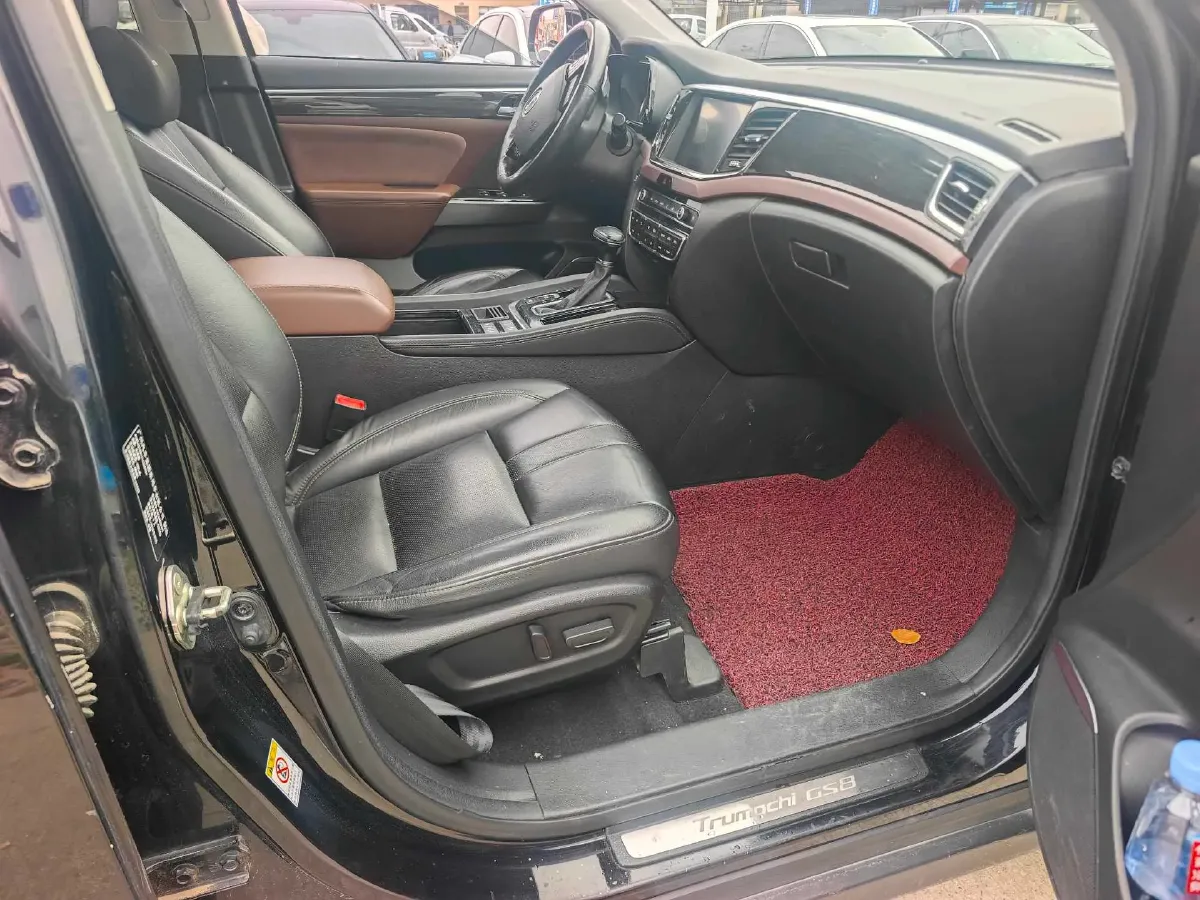 2017 GAC Trumpchi GS8 2.0T 201HP L4 6AT,autocango,china used car exporter,china ev exporter,chinese used car exporter,chinese used ev exporter