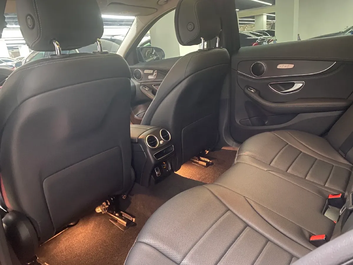 2020 Mercedes-Benz C Class 1.5T 184HP L4 9AT,autocango,china used car exporter,china ev exporter,chinese used car exporter,chinese used ev exporter