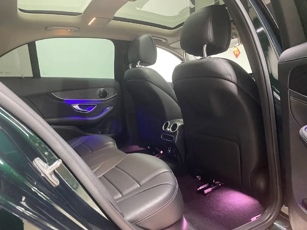 2020 Mercedes-Benz C Class 1.5T 184HP L4 9AT,autocango,china used car exporter,china ev exporter,chinese used car exporter,chinese used ev exporter